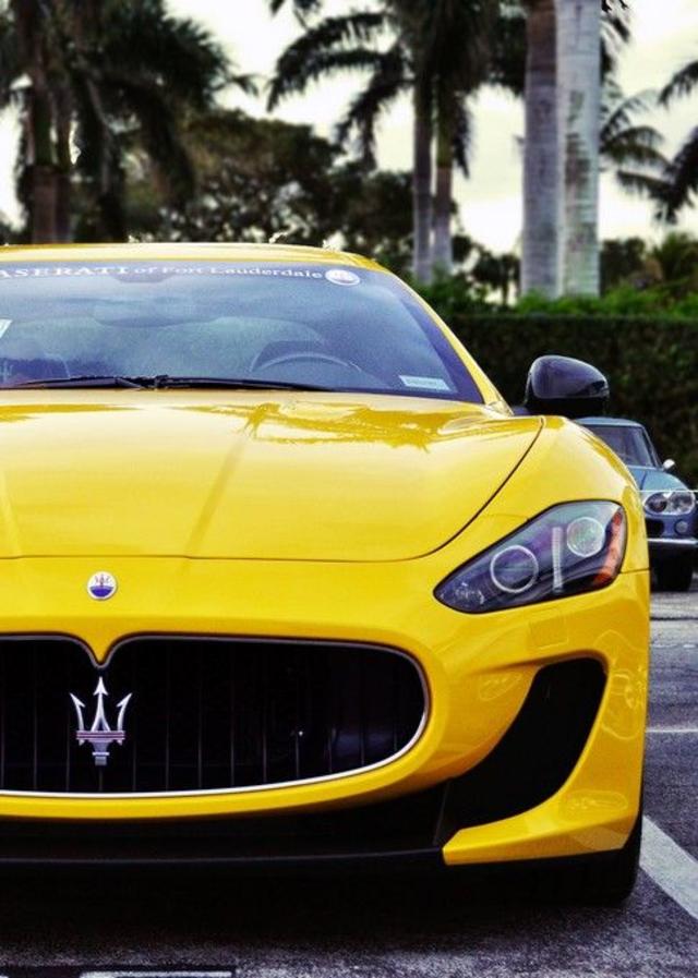 Beautiful Yellow Maserati Gran Turismo