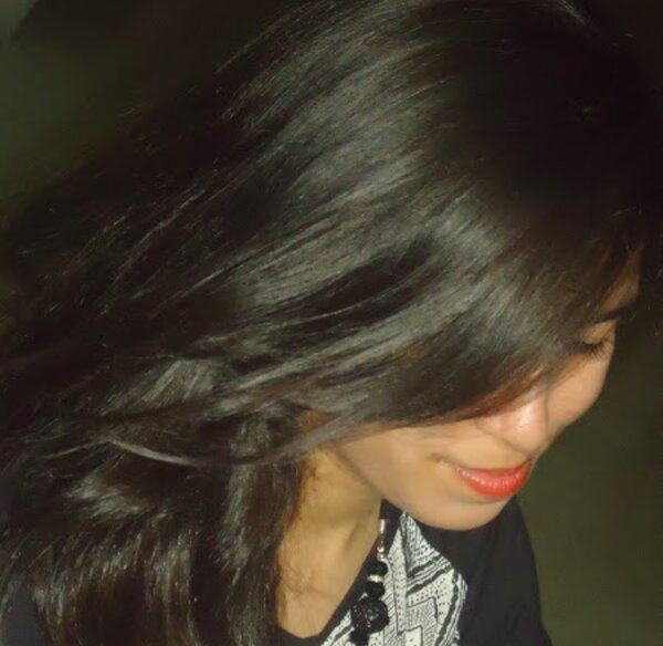 amna-khan